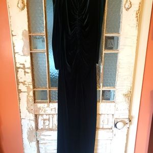 Formal Dark Green Velvet Off-shoulder Long Dress Size 10P
